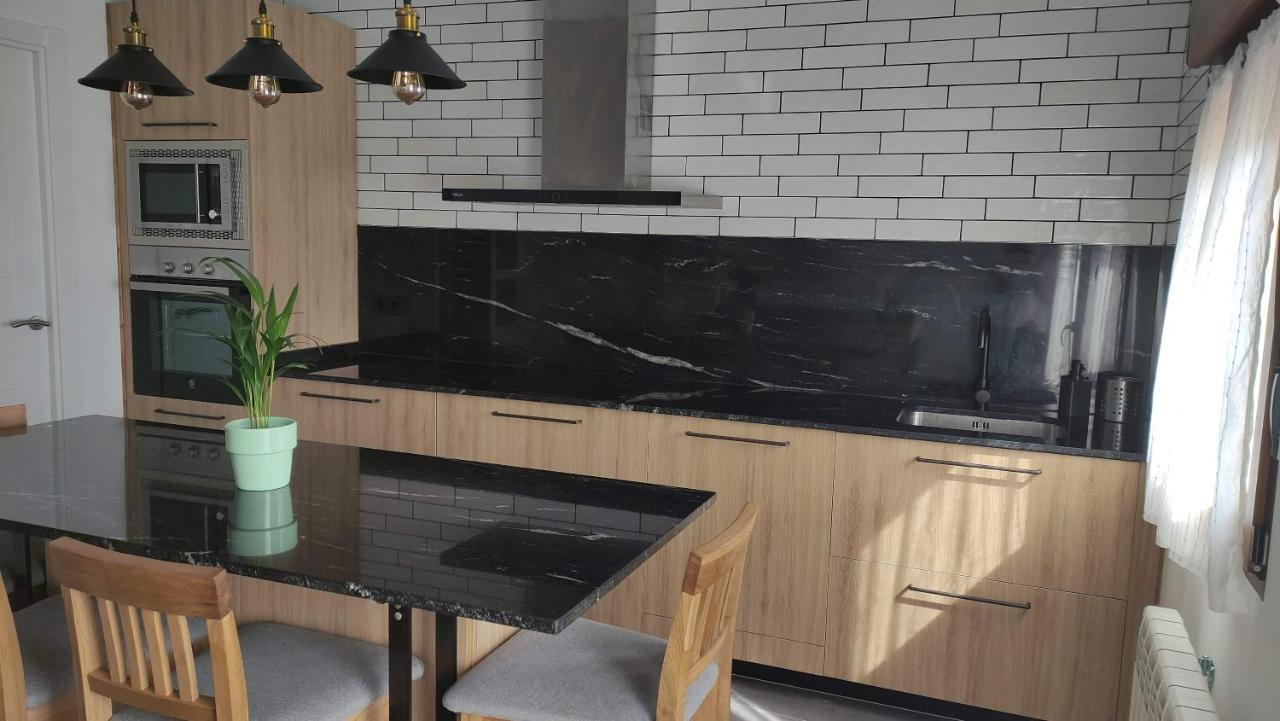 Casa Valparaiso San Martin de Laspra Eksteriør billede